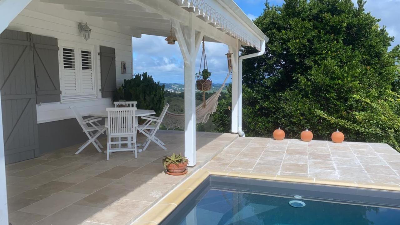 Villa 1 de standing 80m2 avec piscine et vue imprenable sur la mer et sur la campagne Riviere-Salee Extérieur photo