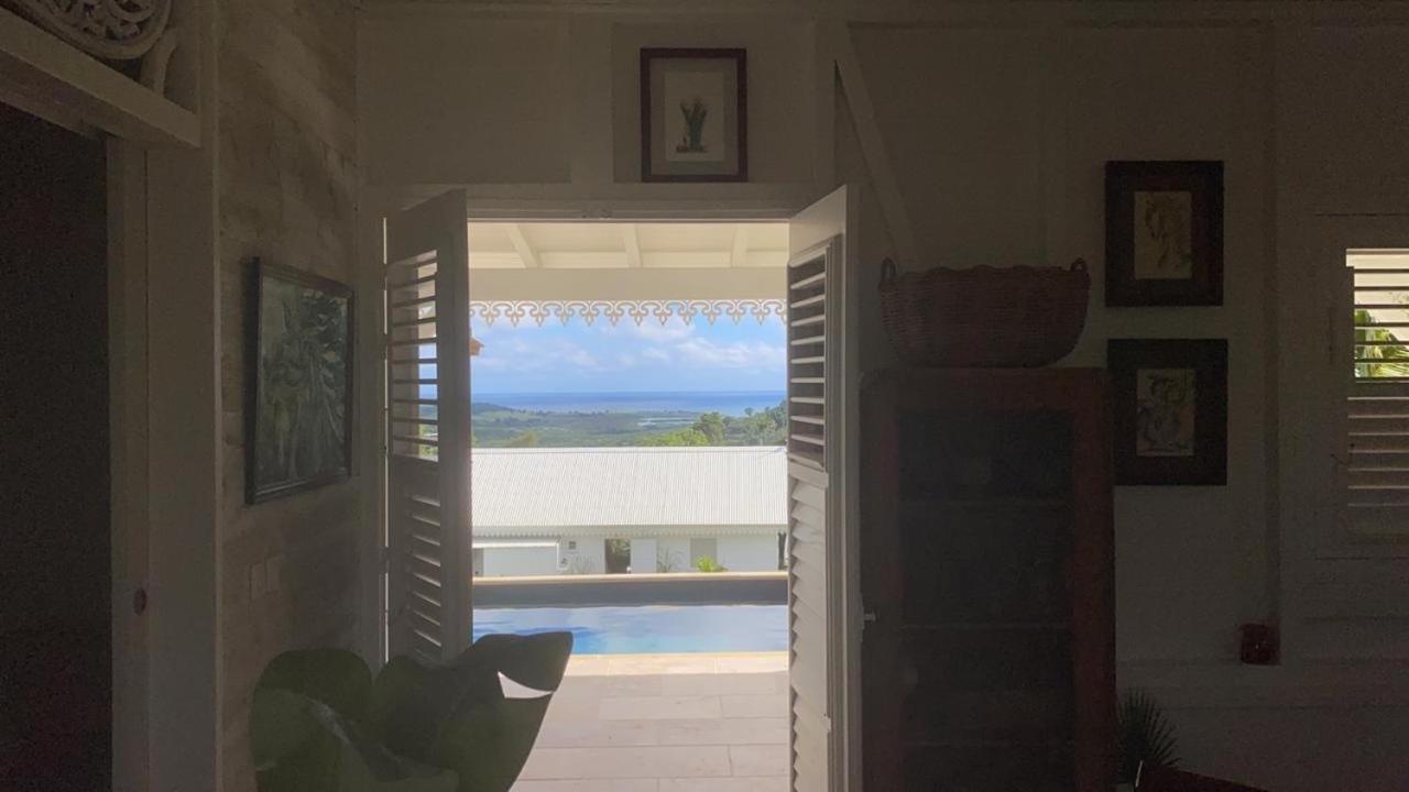 Villa 1 de standing 80m2 avec piscine et vue imprenable sur la mer et sur la campagne Riviere-Salee Extérieur photo