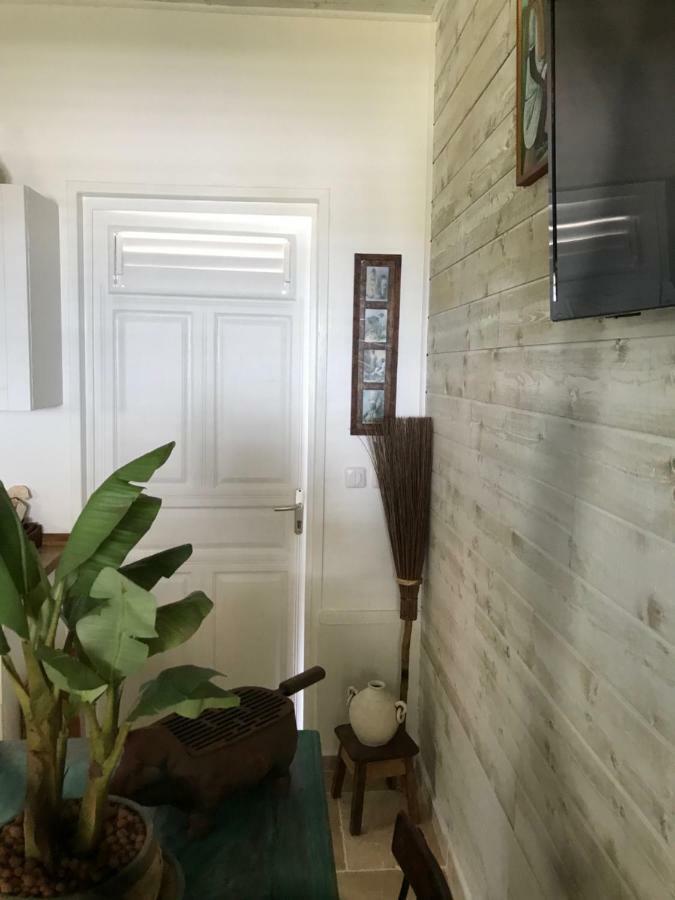 Villa 1 de standing 80m2 avec piscine et vue imprenable sur la mer et sur la campagne Riviere-Salee Extérieur photo