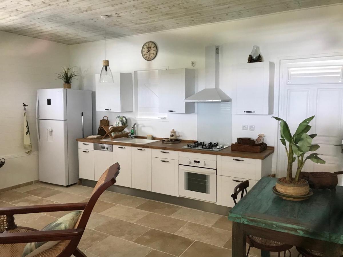 Villa 1 de standing 80m2 avec piscine et vue imprenable sur la mer et sur la campagne Riviere-Salee Extérieur photo